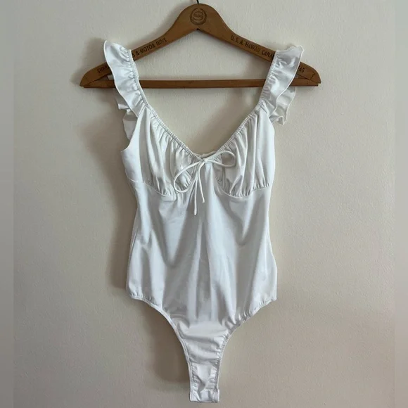 Princess Polly Anahita Bodysuit, Size 4, White - Picture 3 of 6